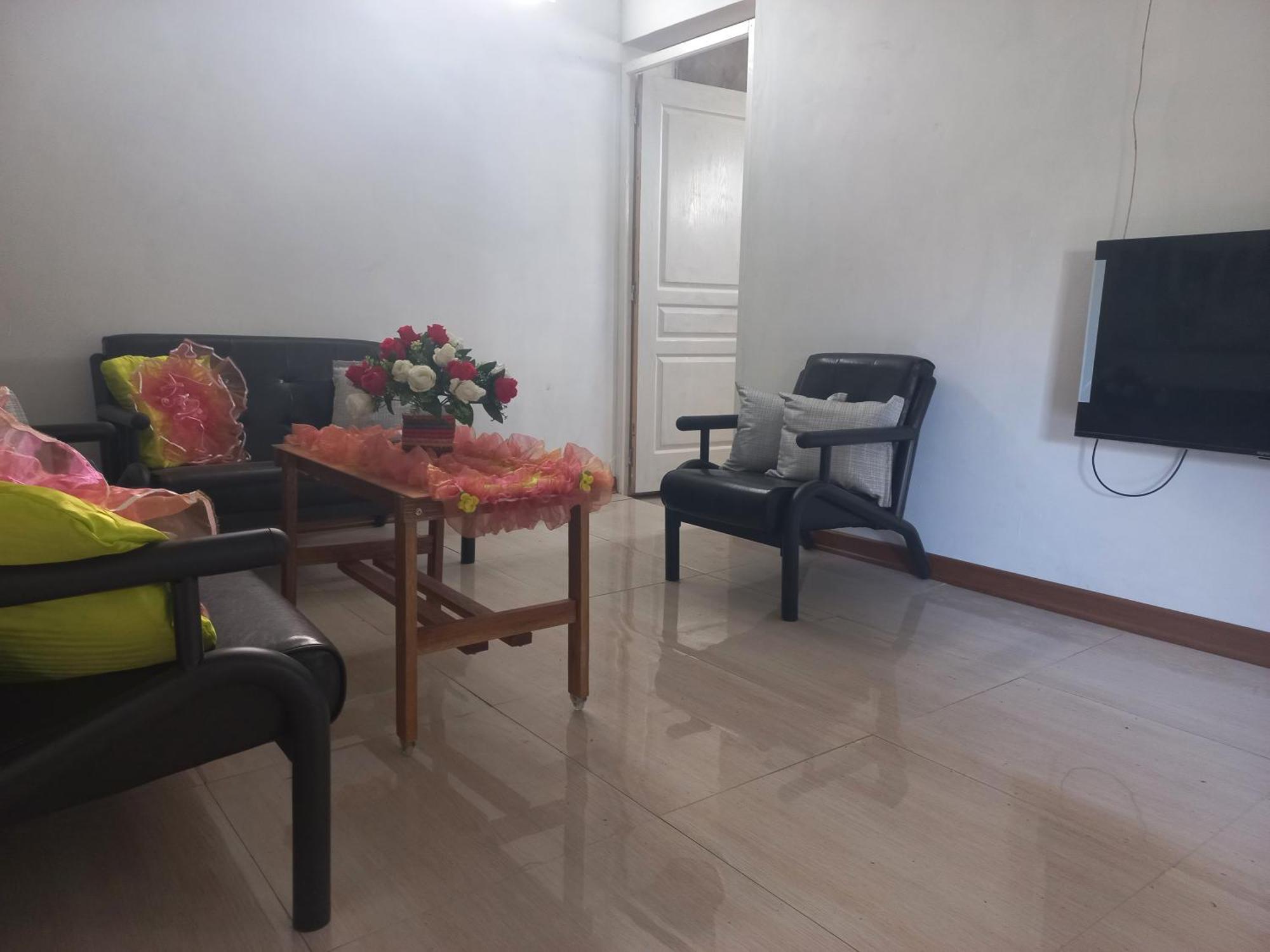 פור לואי Open Air Cafe & Apartments חדר תמונה